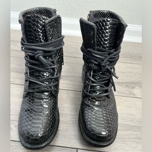 Freebird by Steven Manchester sz7